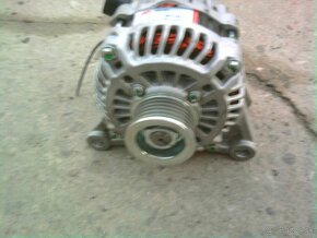 Peugeot 207 spatne zrkadlo a alternator - 5