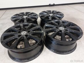 VW R16 5x112 BLACK v TOP STAVE - 5