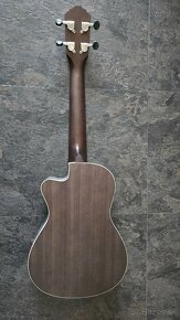 Ortega RUCOAL-CE Coal Black Koncertné ukulele - 5