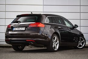 Opel Insignia OPC V6 4x4 - 5