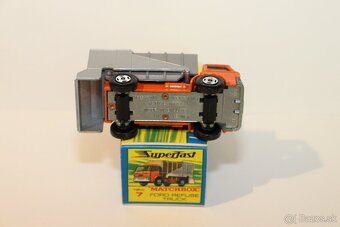 Matchbox SF Ford refuse truck - 5