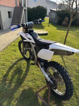 Yamaha YZF 250 2011 - 5