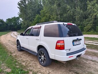 Ford Explorer XLT - USA / Japan - 5