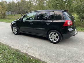 VW Golf 5 - 5