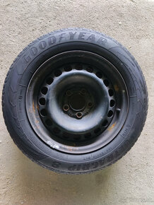 Zimná sada Goodyear Ultragrip 8 195/65 R15 + disky 5x112 - 5