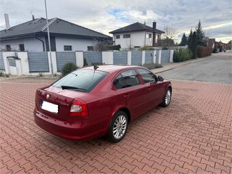 Škoda Octavia, 2.0TDI Laurin & Klement - 5