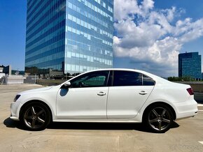 Volkswagen Jetta Business Facelift 2017 - 5