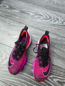 Profesionalne bezecke tenisky Nike Air Zoomx Atomknit - 5