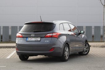 Hyundai i30 CW 1.6i CRDi VGT HP Style - 5