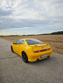 Alfa Romeo GTV 2.0 V6 Turbo - 5