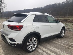 VOLKSWAGEN T-ROC 2,0 TDI 110 Kw DSG - 5