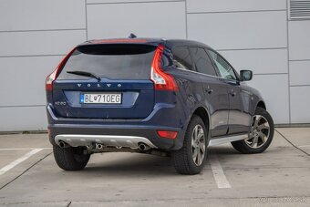 Volvo XC60 D5 AWD Momentum - 5