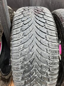 275/60r20 zimné Nokian WR SUV 4 - 5