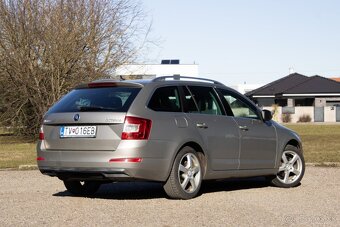 Škoda Octavia Combi 2.0 TDI Elegance/ Style DSG - 5