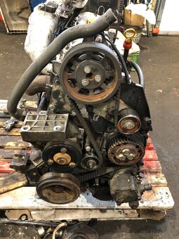 Motor 2.8 HDI 8140.43s - 5