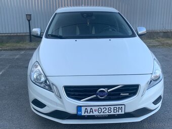 Predám vozidlo Volvo V60 Rdesign - 5