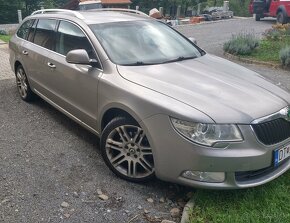 Predám auto Škoda Superb Combi - 5