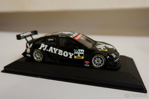 Opel Vectra GTS V8 Minichamps Playboy 1:43 - 5