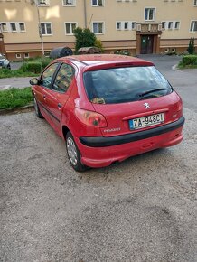 Predám Peugeot 206 1.1i 44kw 2003 - 5