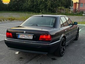 BMW 730d E38 - 5