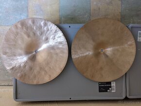 Predám Meinl byzance extra dry medium hi-hat 13" - 5