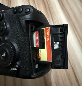 Canon EOS 7D mark II - 5