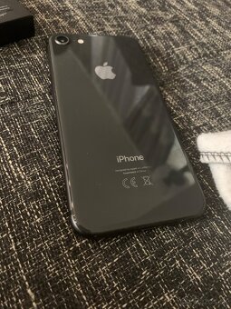 iPhone 8 - 5