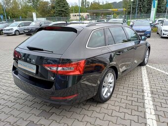 Škoda Superb Combi BENZÍN HYBRID PHEV DSG 12/2020 - 5