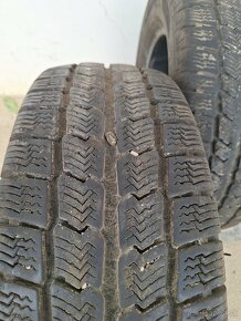 Starý zimne pneu 225/65 R16C Matador na dodavku - 5