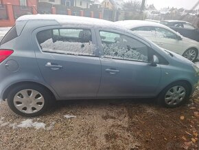 Opel Corsa 1,2   59 kW ročník 2008  klima 149 000 km - 5