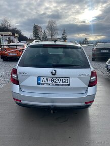 Škoda Octavia Combi 2.0 TDI DSG - 5