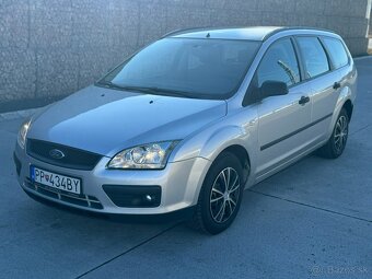 Ford Focus 1.6Tdci Kombi Ghia - 5