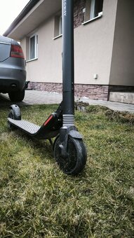 Ninebot es1 scooter elektrická kolobežka - 5