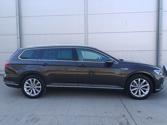 Volkswagen Passat Variant 2.0 TDI 190k Highline WEBASTO 4X4 - 5