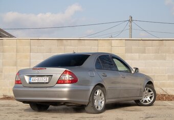 Mercedes-Benz E trieda Sedan 280 Elegance A/T 4-matic - 5