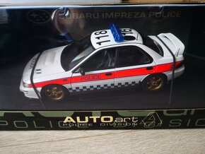 1:18 Autoart, POLICE - 5