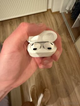 AirPods 3 generácia - 5