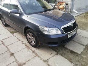 Rozpredám škoda octavia 2 facelift 1,6 tdi sedan - 5