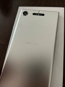 Sony Xperia XZ1 - 5