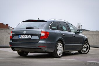 Škoda Superb Combi 2.0 TDI CR 170k Elegance - 5