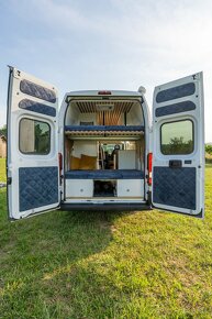 Autokaravan Fiat Ducato Prerobenie pre 4 - 5