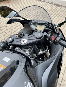 Kawasaki ZX6-R 2025 čierna - 5