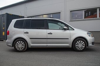 Volkswagen Touran 1.6 TDI DSG - 5