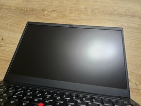 Lenovo Thinkpad E14 v super stave s 256gb ssd diskom 8gb ram - 5