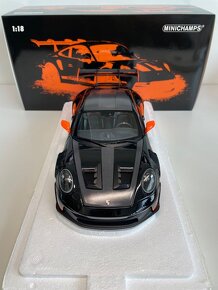 1:18 Porsche 911 (992) GT3RS - 5