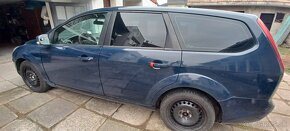 Ford Fokus 1.6.80kw - 5