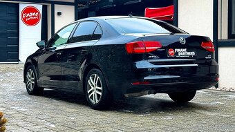 Volkswagen Jetta 2.0 TDI Comfortline DSG - 5