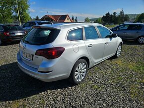 Opel Astra J 1.7CDTI - 5