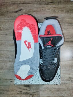 Air Jordan 4 - 5