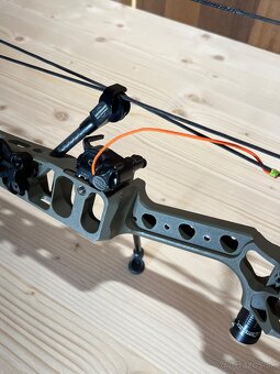 Kladkovy Luk Mathews V3 31 LH - 5